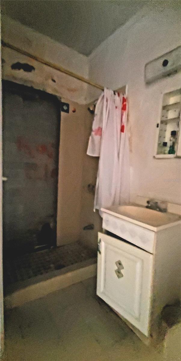 FERN COURT SUB - Residential