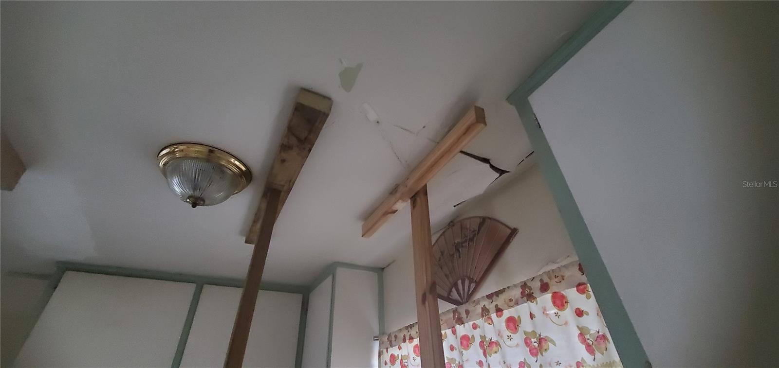 FERN COURT SUB - Residential