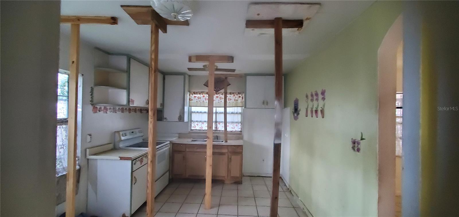 FERN COURT SUB - Residential