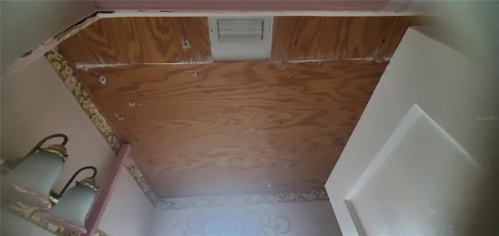 FERN COURT SUB - Residential