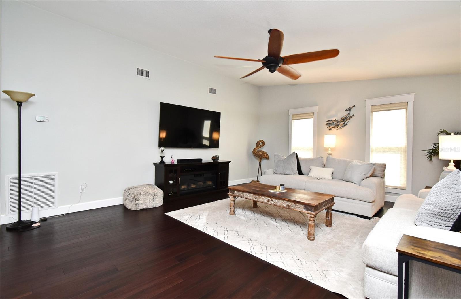 TOTEM PARK - Residential