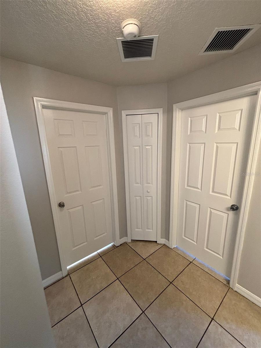 BANYAN COVE/CYPRESS WODS - Residential Lease