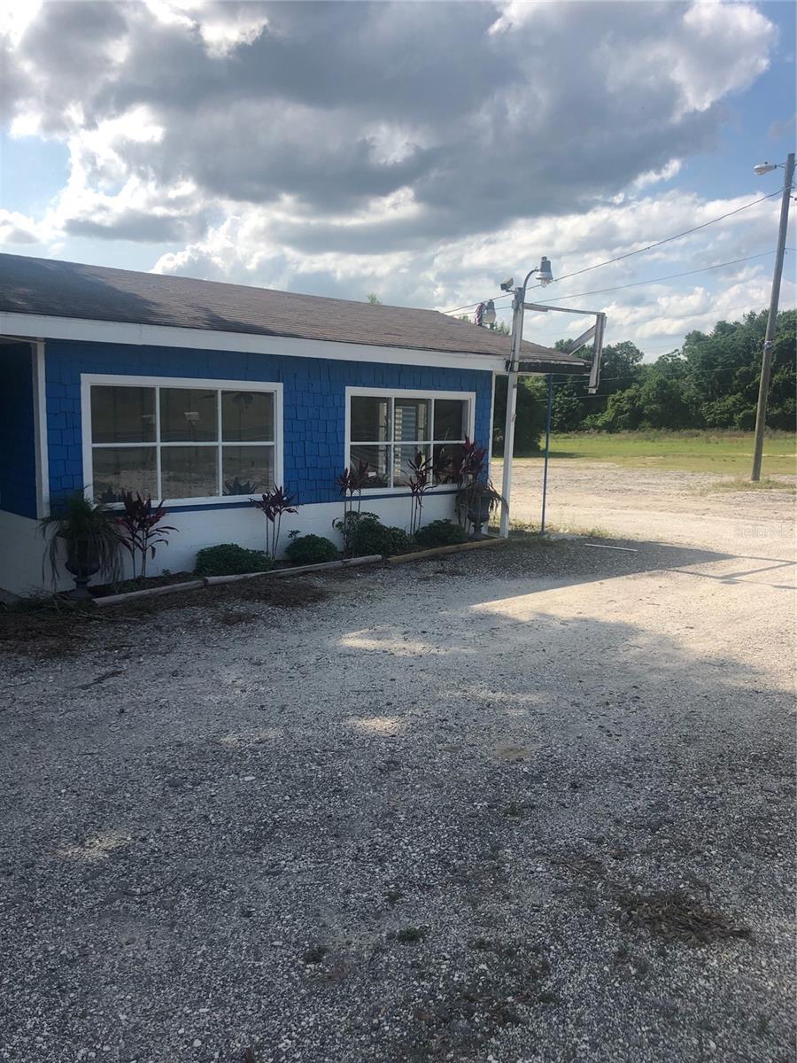 ACREAGE - Commercial Sale