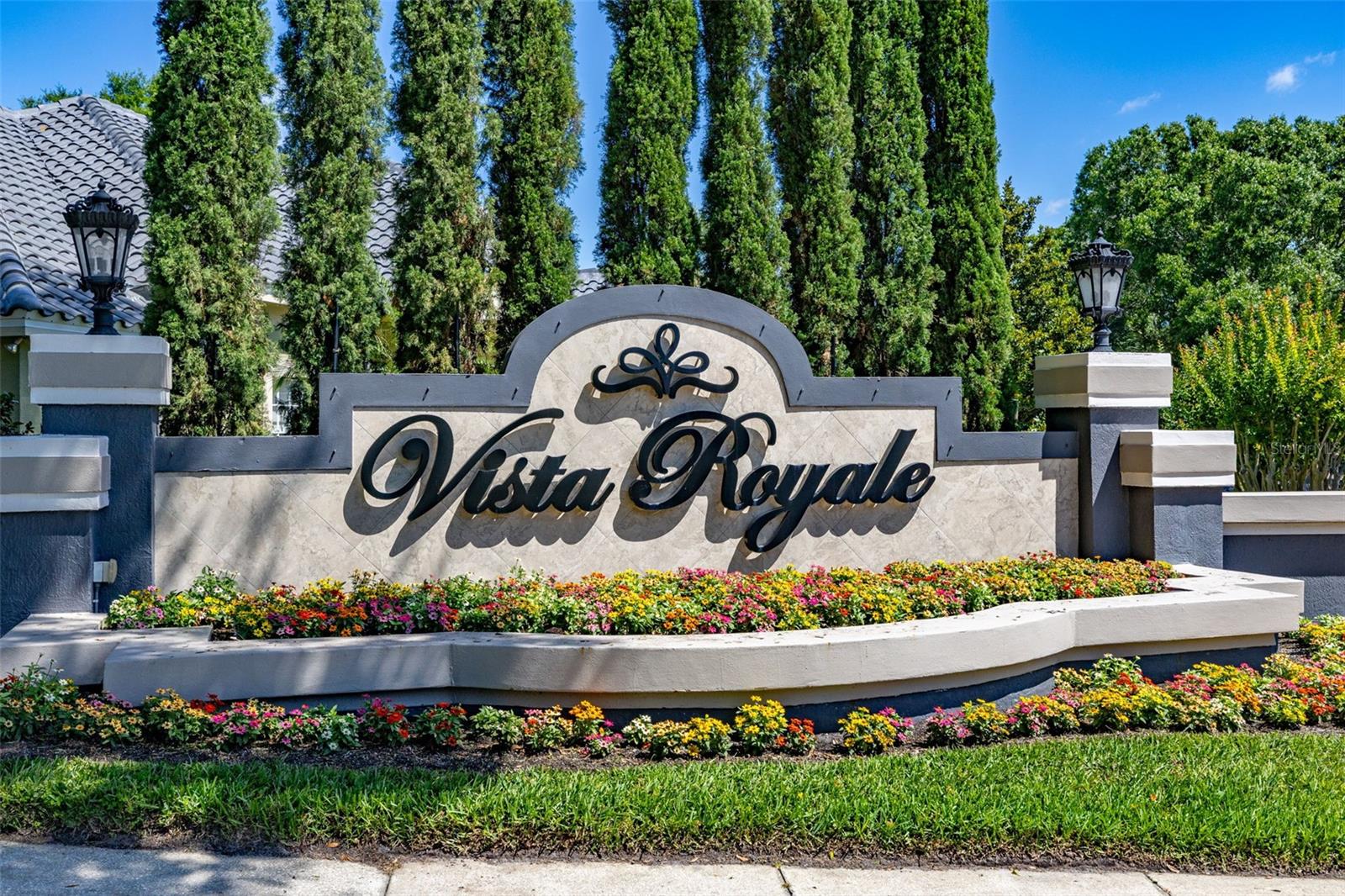1855 VISTA ROYALE BOULEVARD