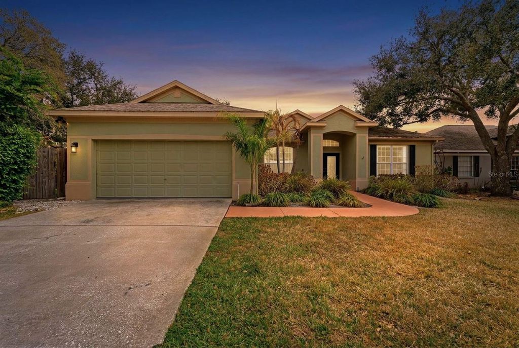 Photo of 4302 River Close Boulevard, Valrico, FL 33596 (MLS # TB8481488)