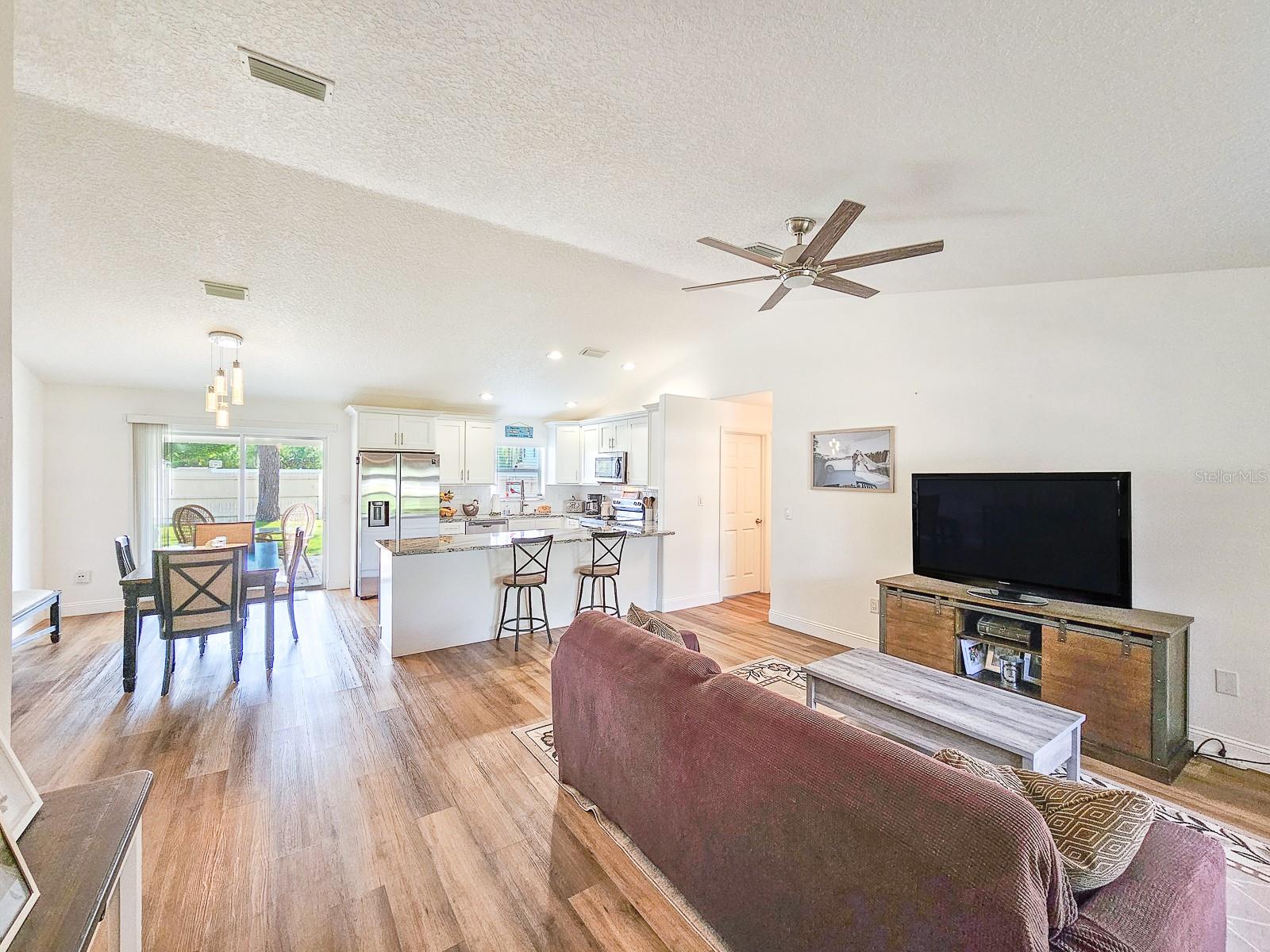 2 SERENADE PLACE