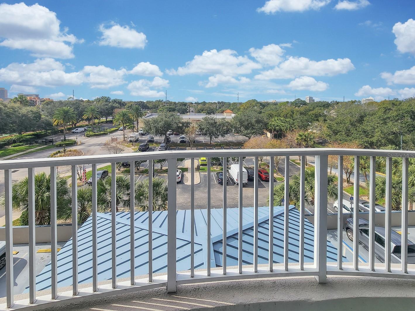 BLUE HERON BEACH RESIDENCE TOWER I - Residential