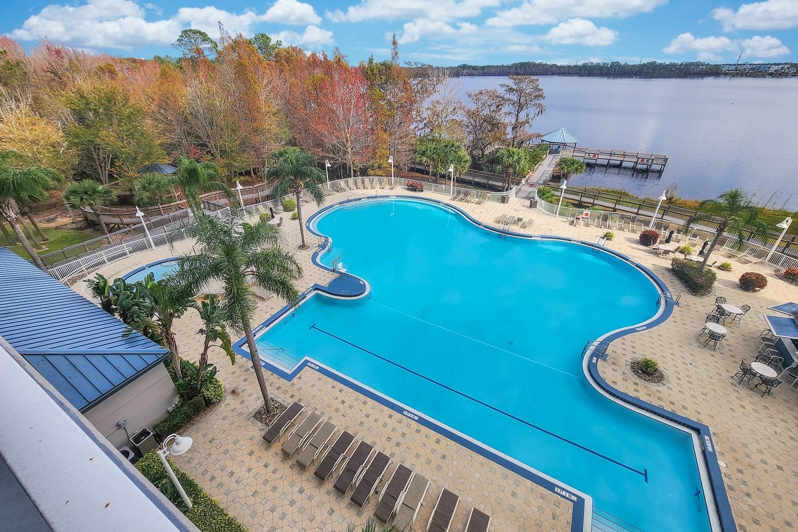 BLUE HERON BEACH RESIDENCE TOWER I - Residential