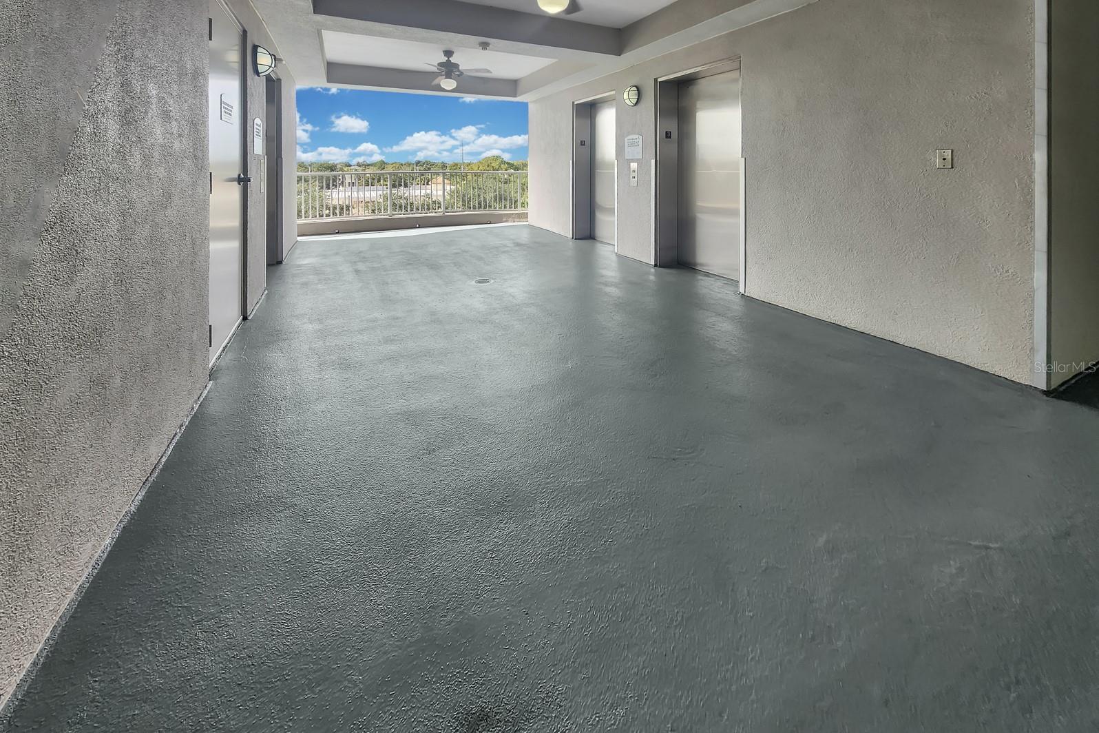 BLUE HERON BEACH RESIDENCE TOWER I - Residential