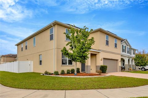 Photo of 11530 Brighton Knoll Loop, Riverview, FL 33579 (MLS # TB8409134)