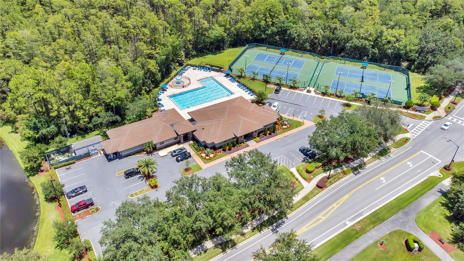 STONEYBROOK - Residential