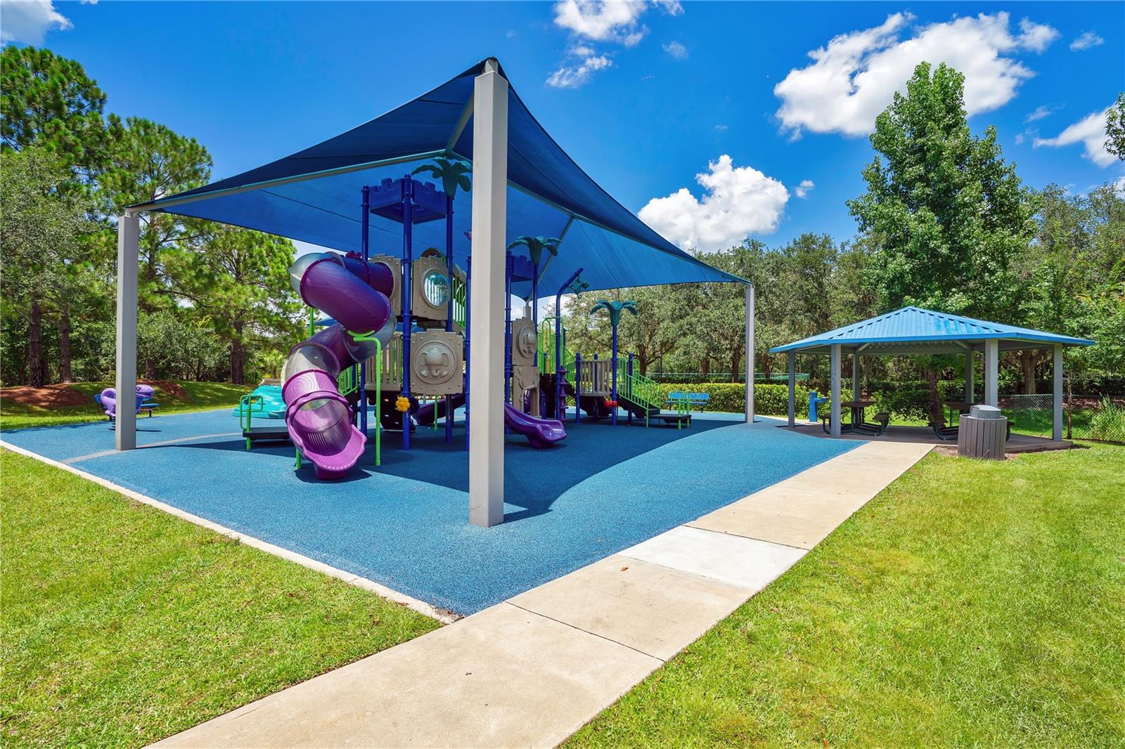 STONEYBROOK - Residential