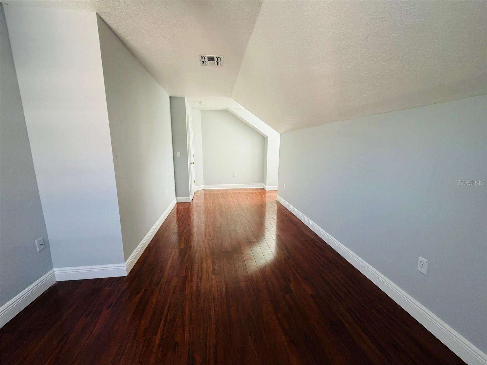 STONEYBROOK - Residential