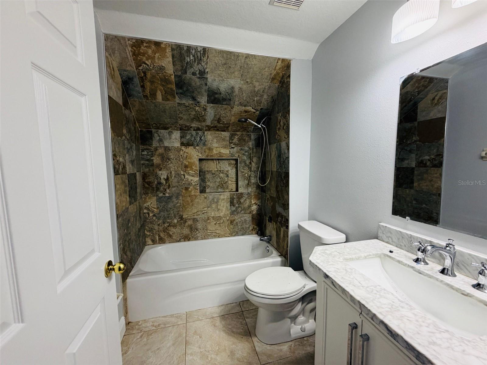 STONEYBROOK - Residential