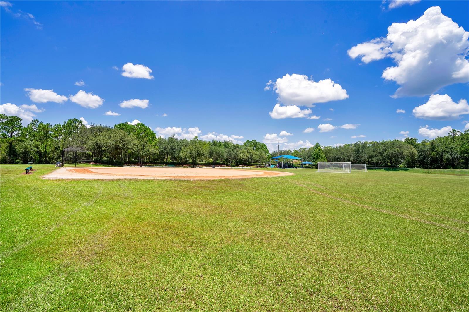 STONEYBROOK - Residential