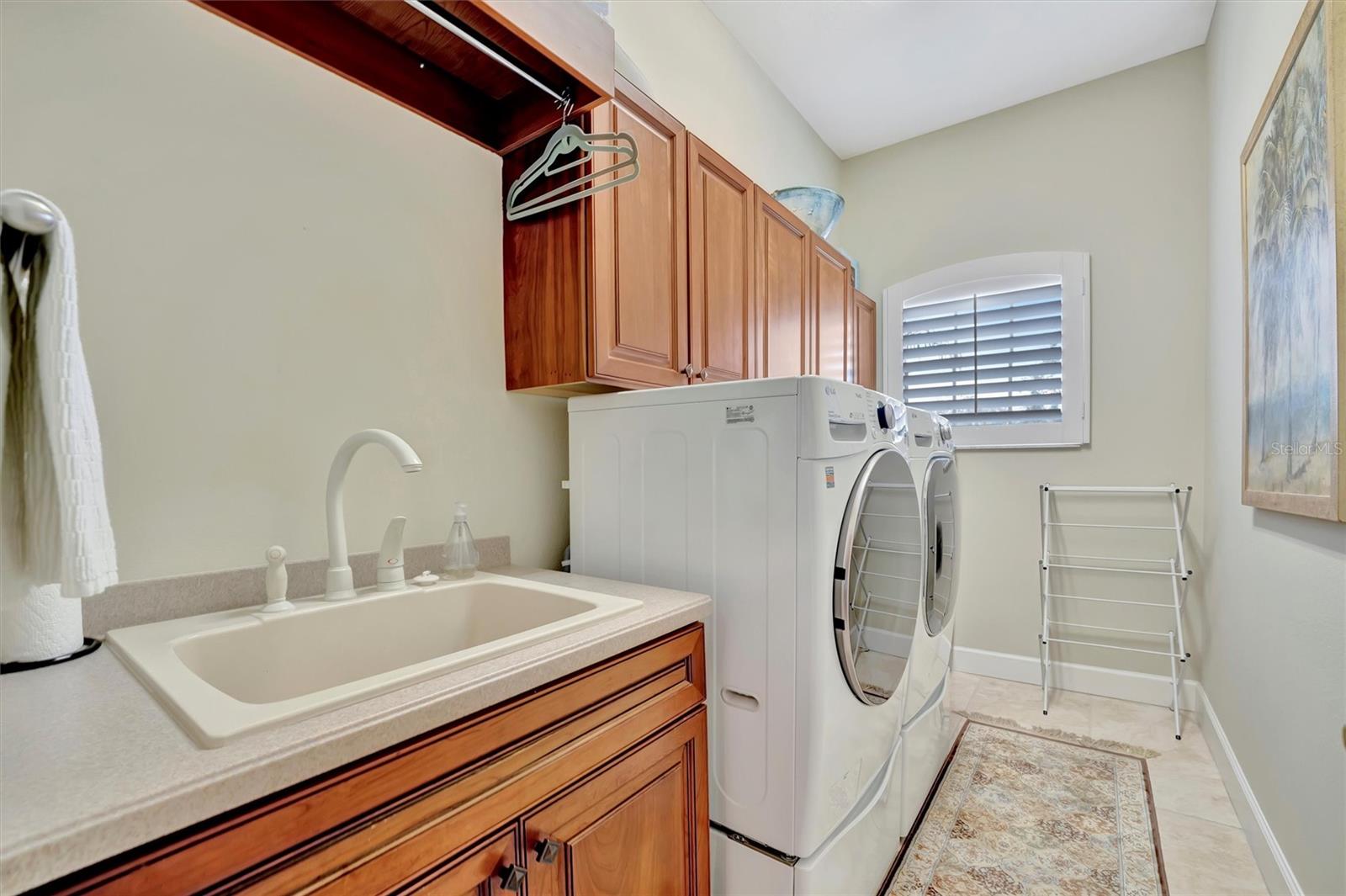 OAK CREEK SUB - Residential