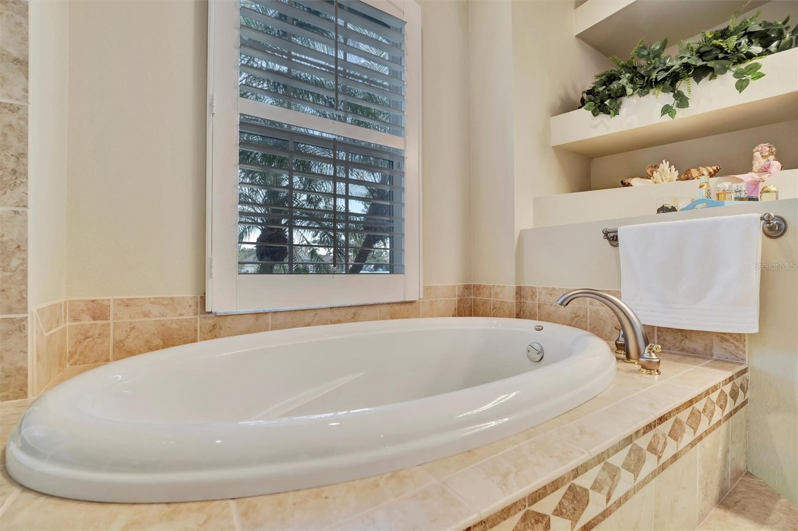 OAK CREEK SUB - Residential