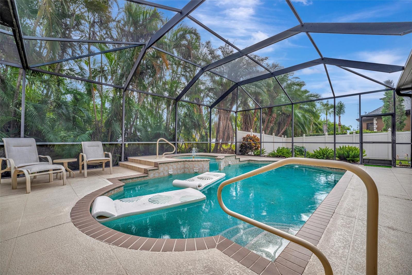 OAK CREEK SUB - Residential