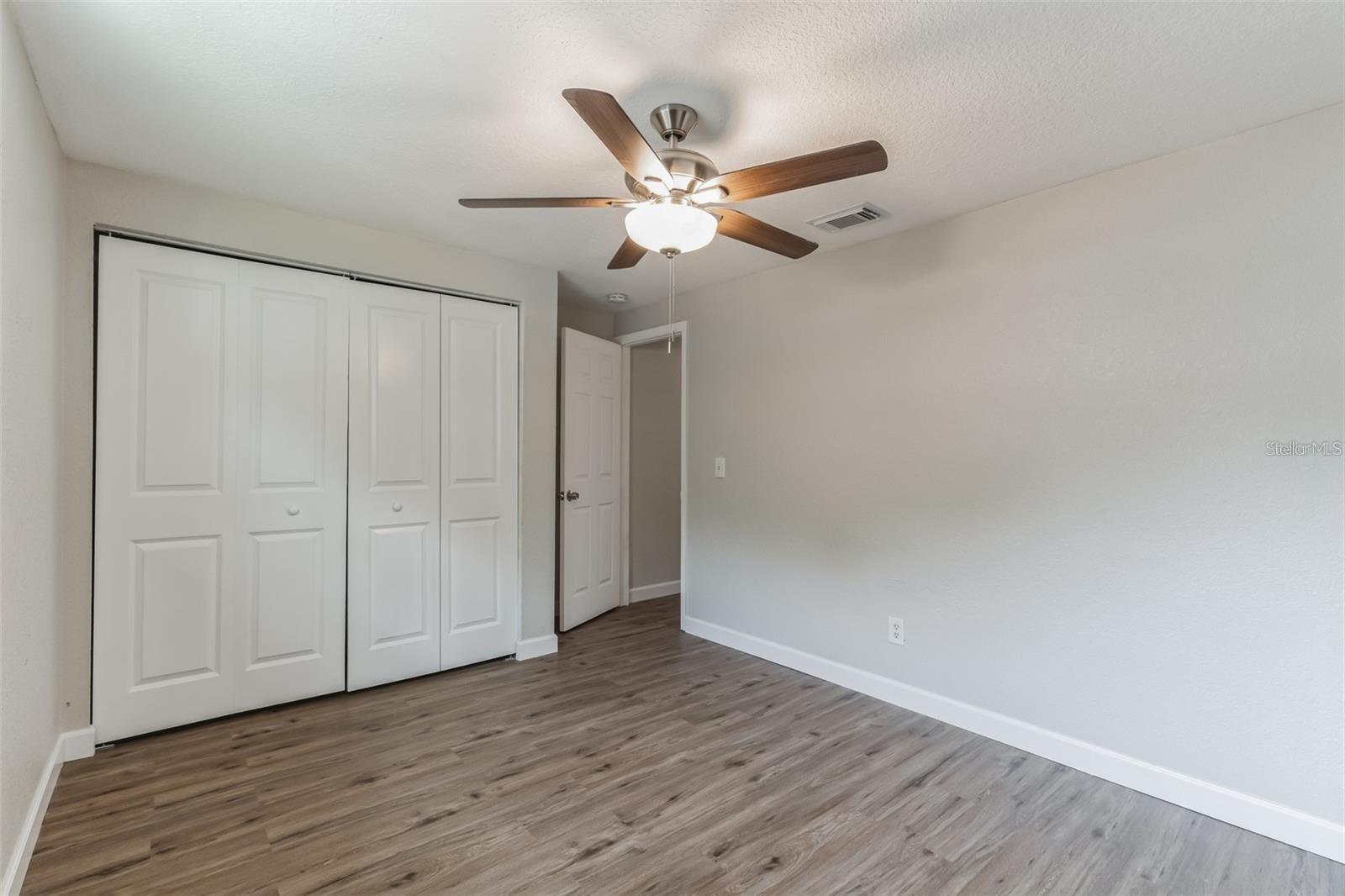 LAUREL TERRACE - Residential Lease