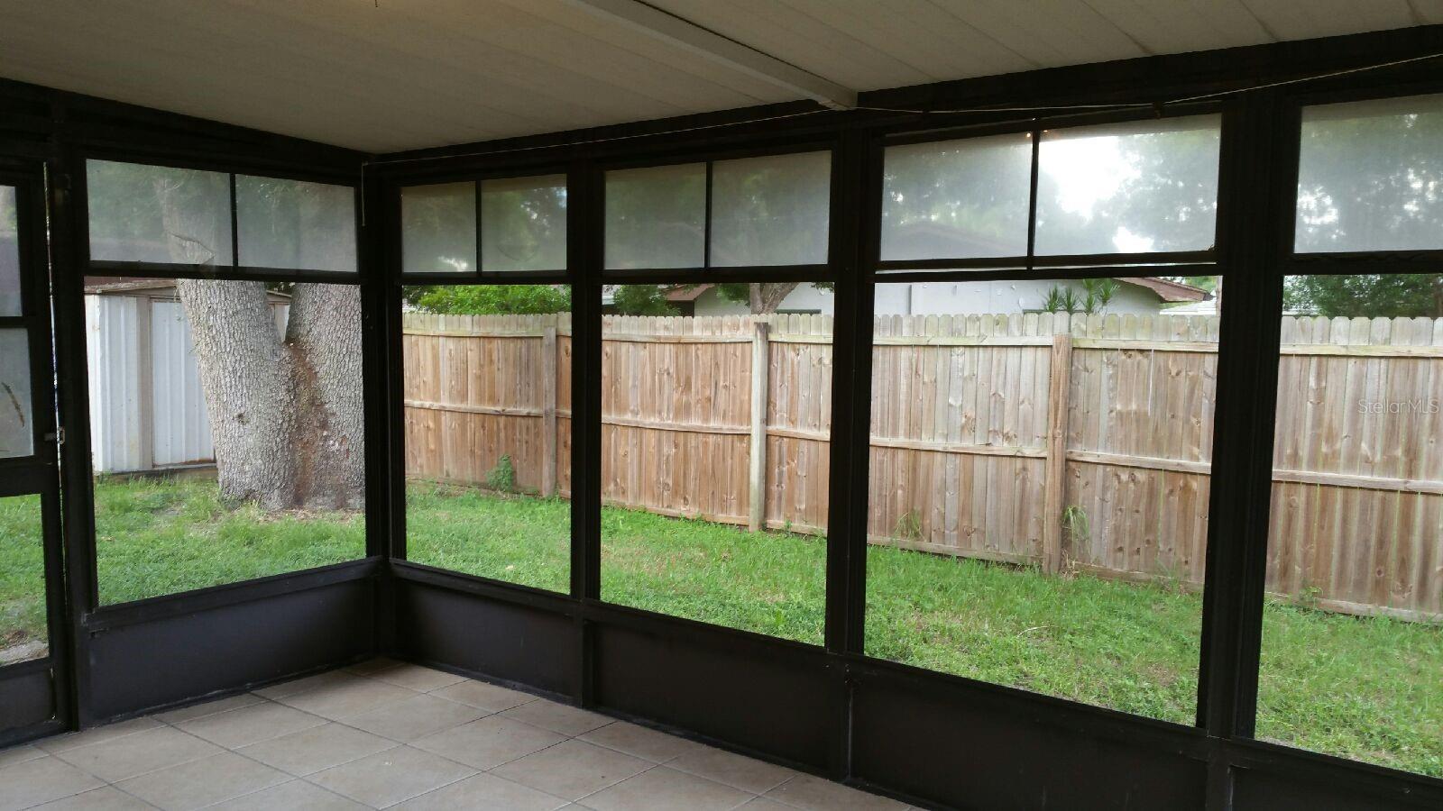 HARBOR PALMS UNIT ELEVEN - Residential Lease