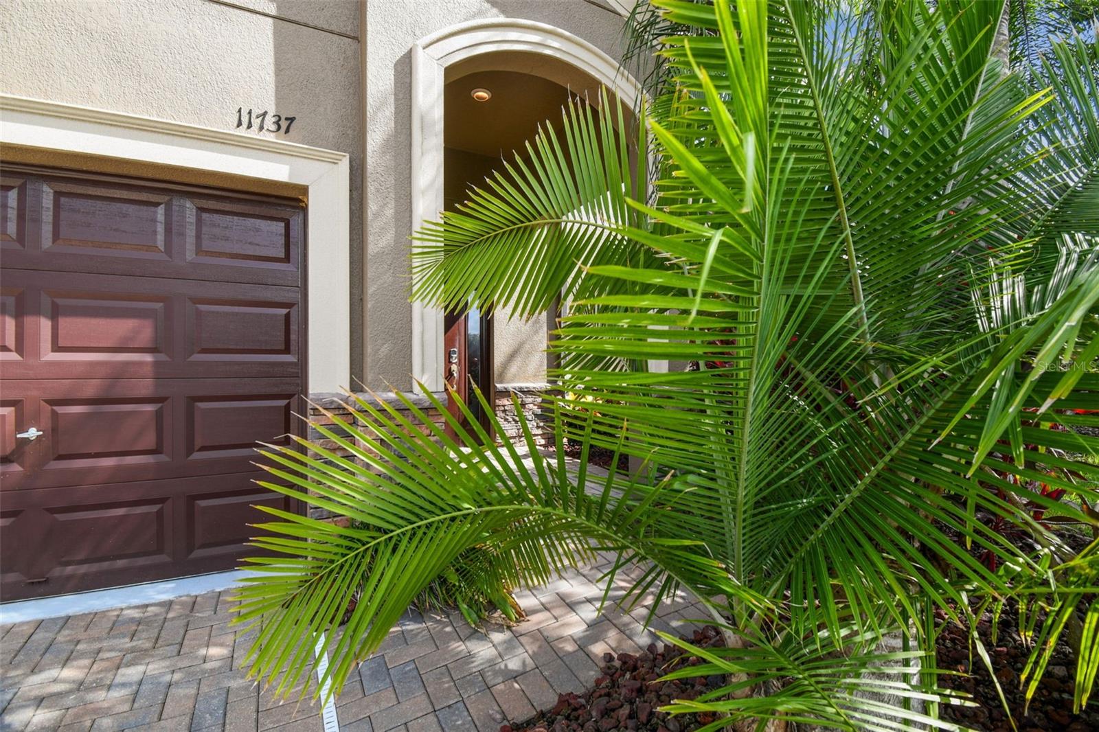 11737 CRESTRIDGE LOOP