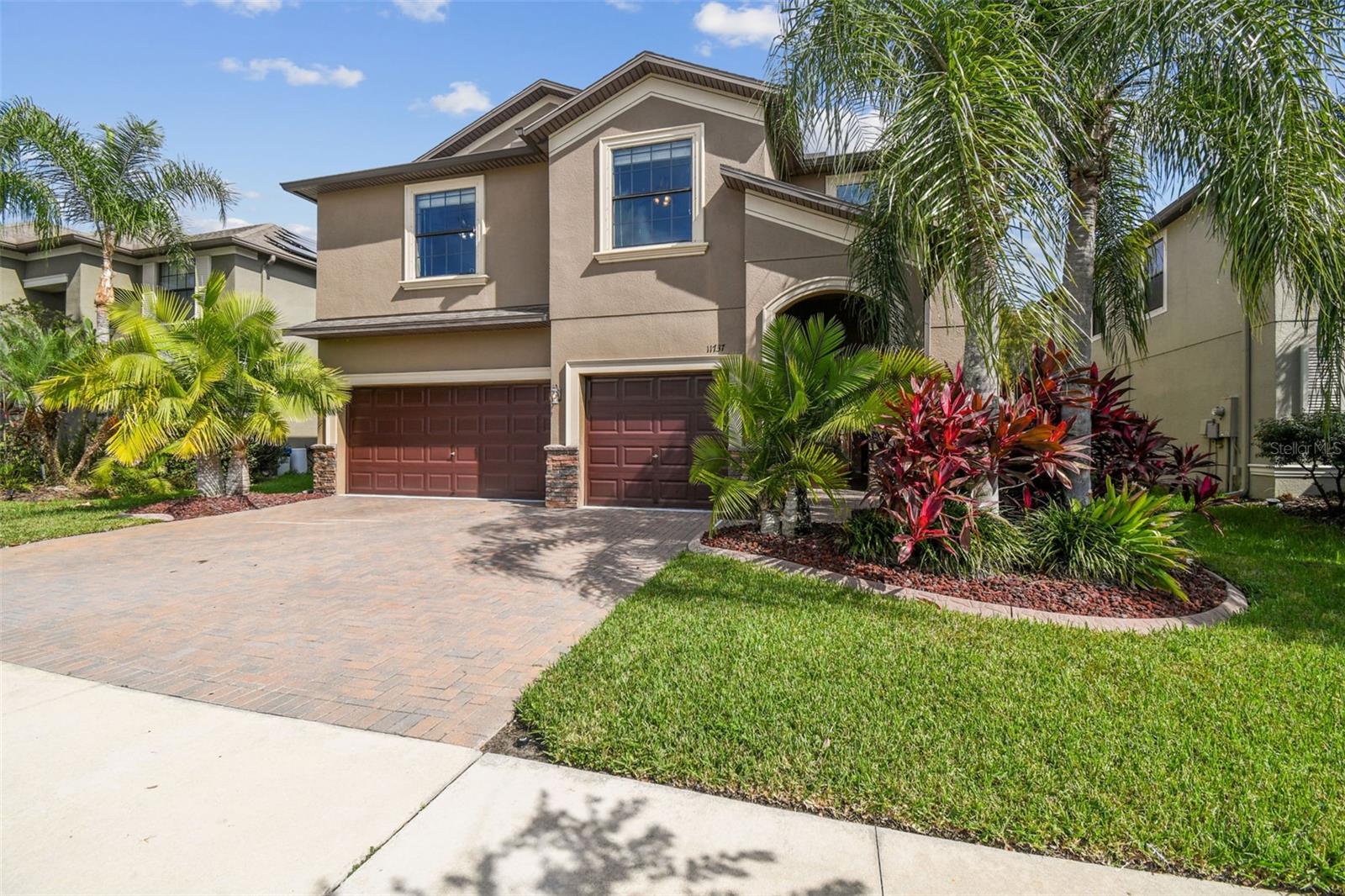 11737 CRESTRIDGE LOOP