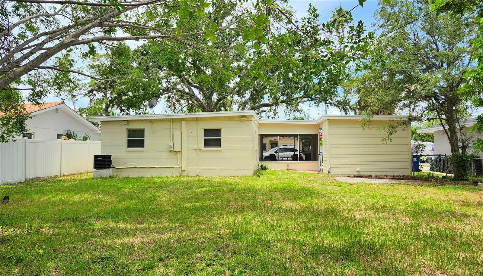 SHORE ACRES OVERLOOK SEC - Residential