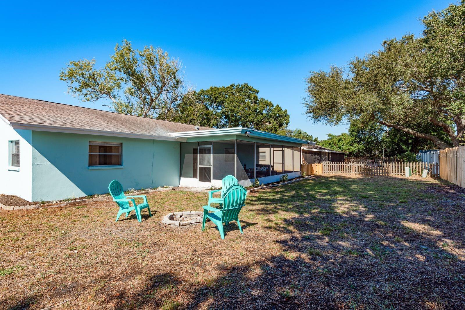 BARRINGTON HILLS - Residential