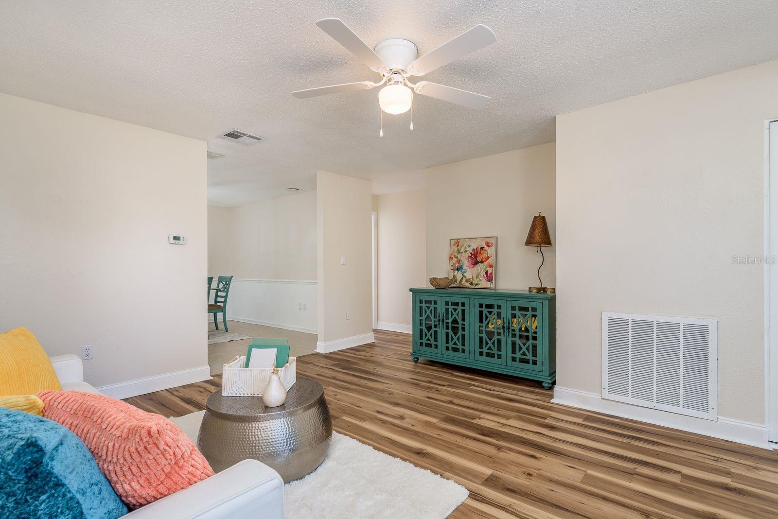 BARRINGTON HILLS - Residential