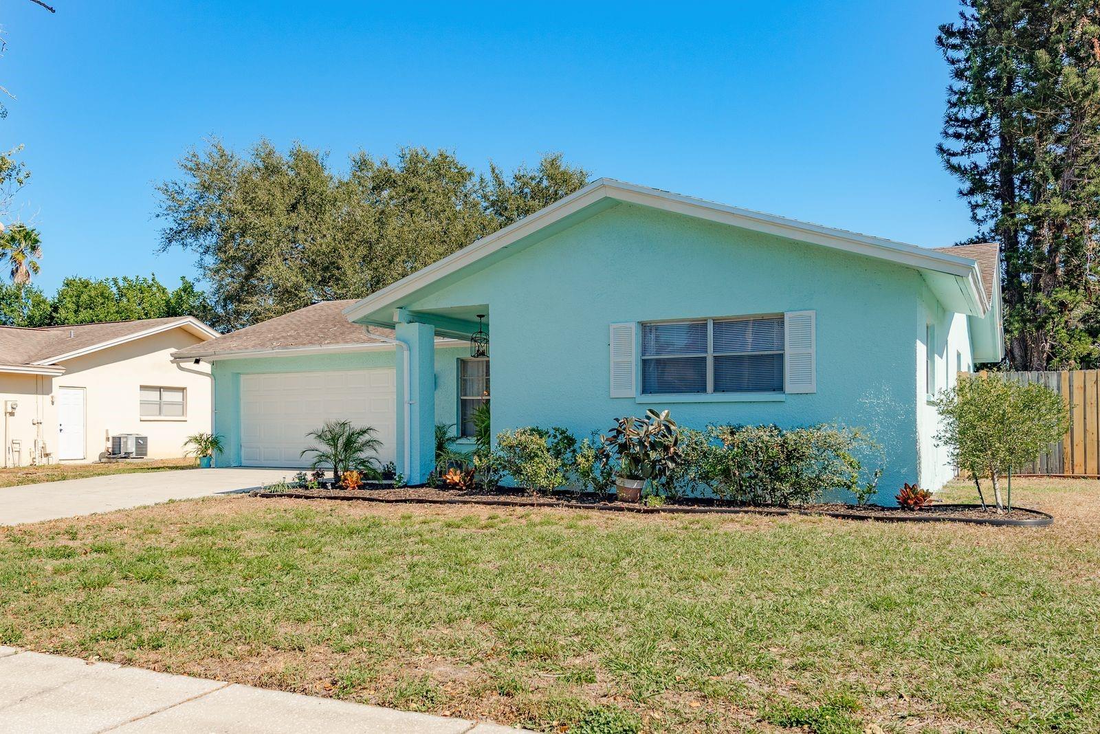 BARRINGTON HILLS - Residential