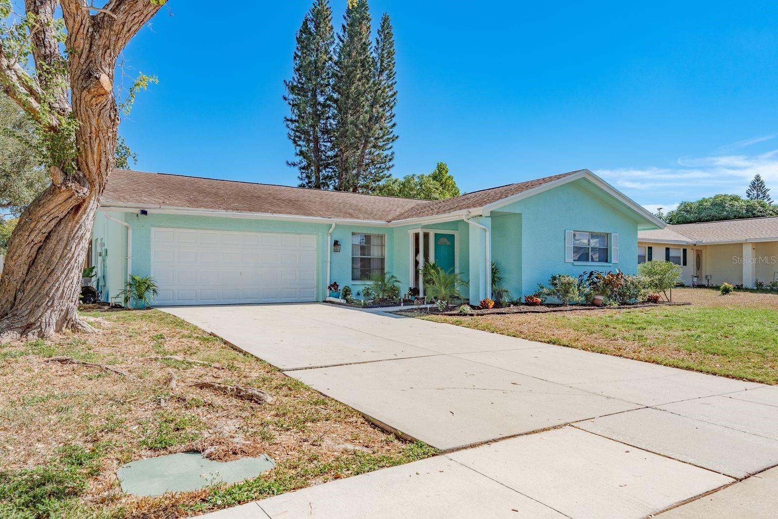 BARRINGTON HILLS - Residential