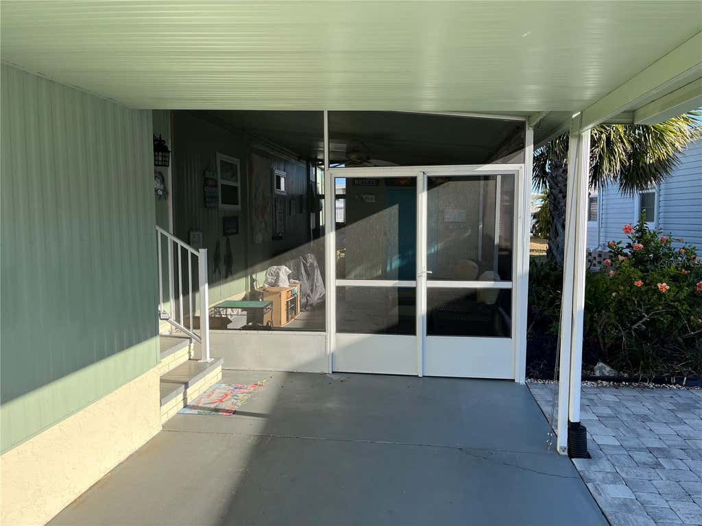 Photo of 712 Roma Road, Venice, FL 34285 (MLS # N6144934)