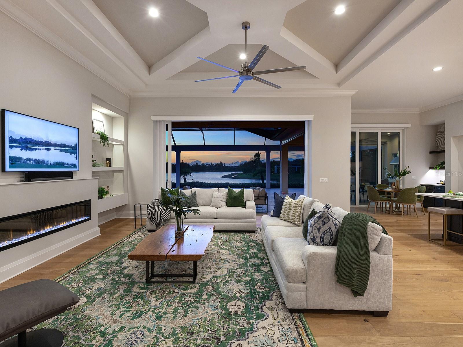 LAKE CLUB PH II - Residential