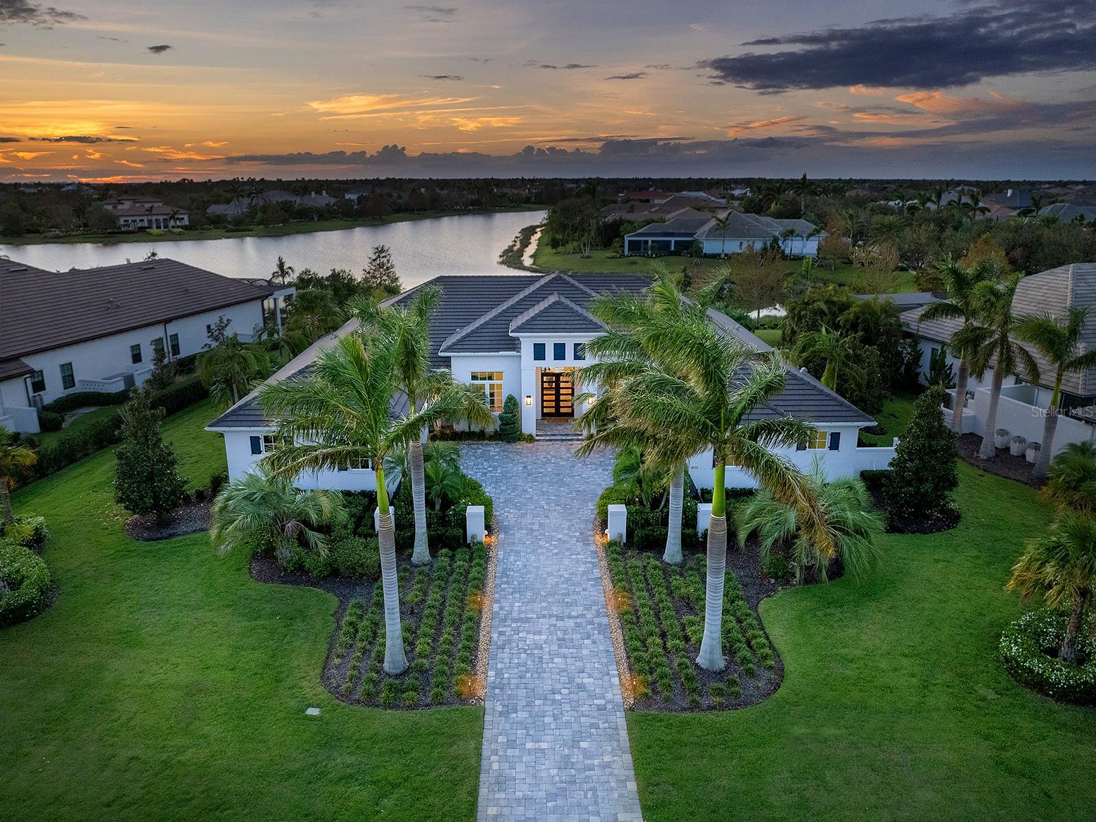 LAKE CLUB PH II - Residential