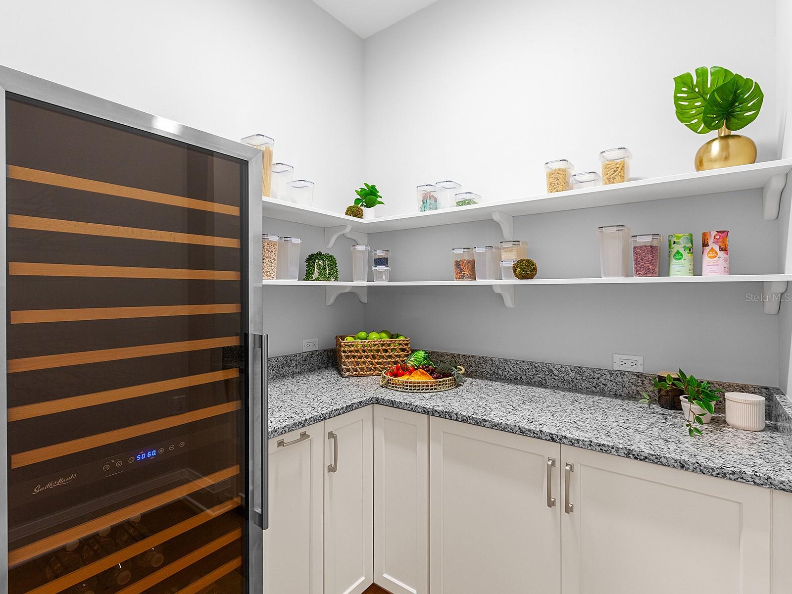 LAKE CLUB PH II - Residential