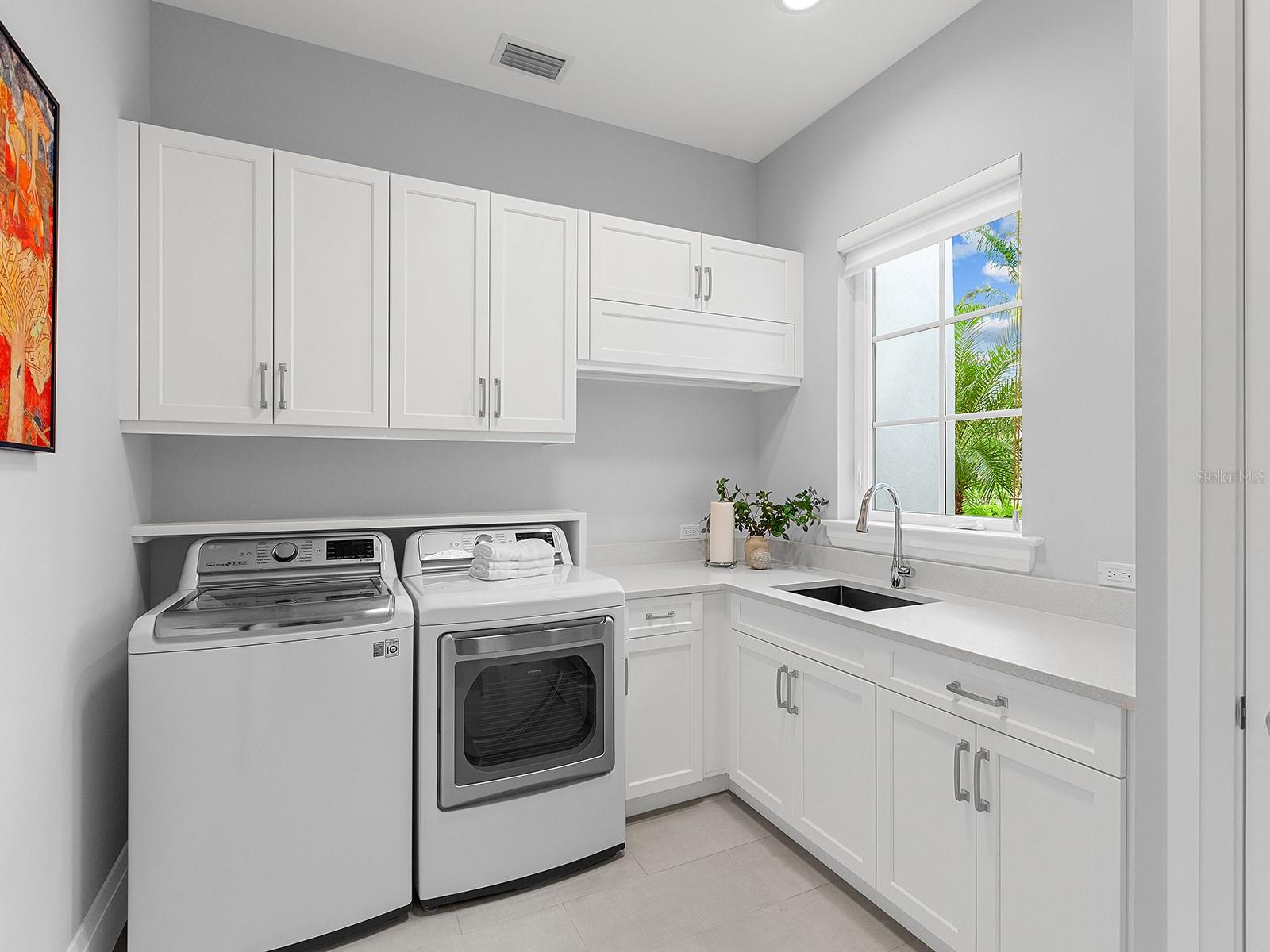 LAKE CLUB PH II - Residential