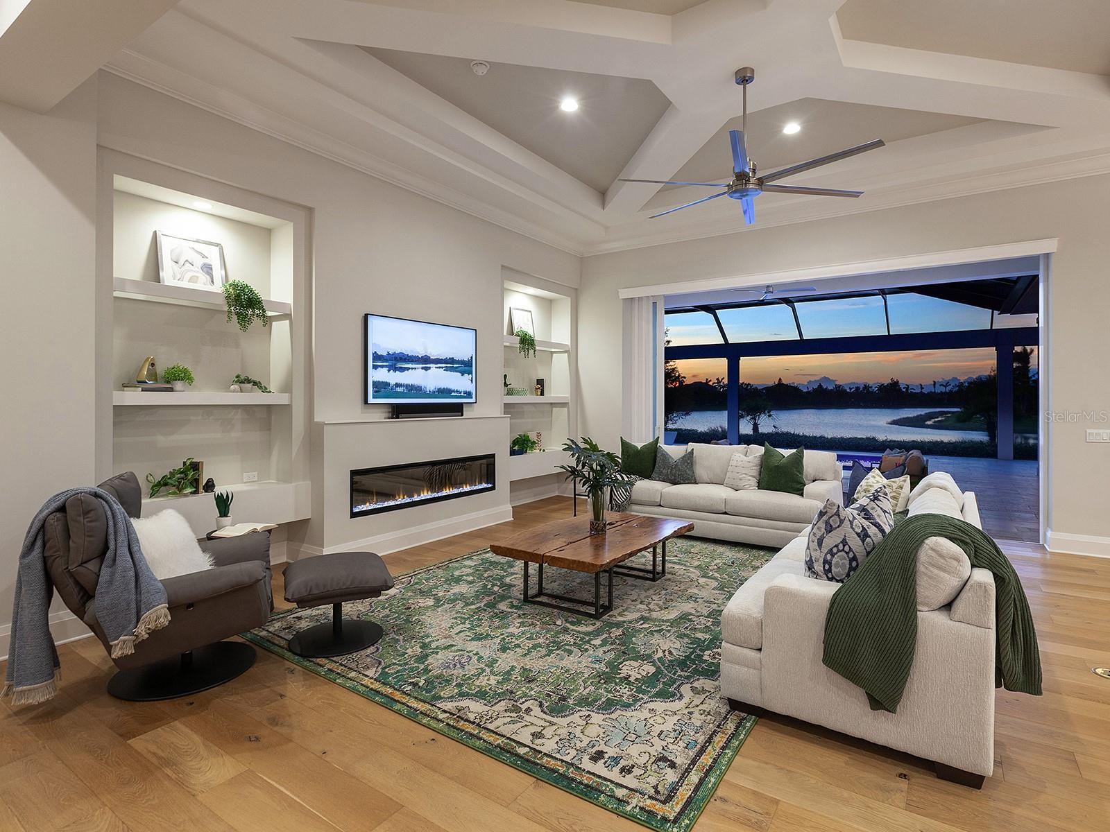 LAKE CLUB PH II - Residential