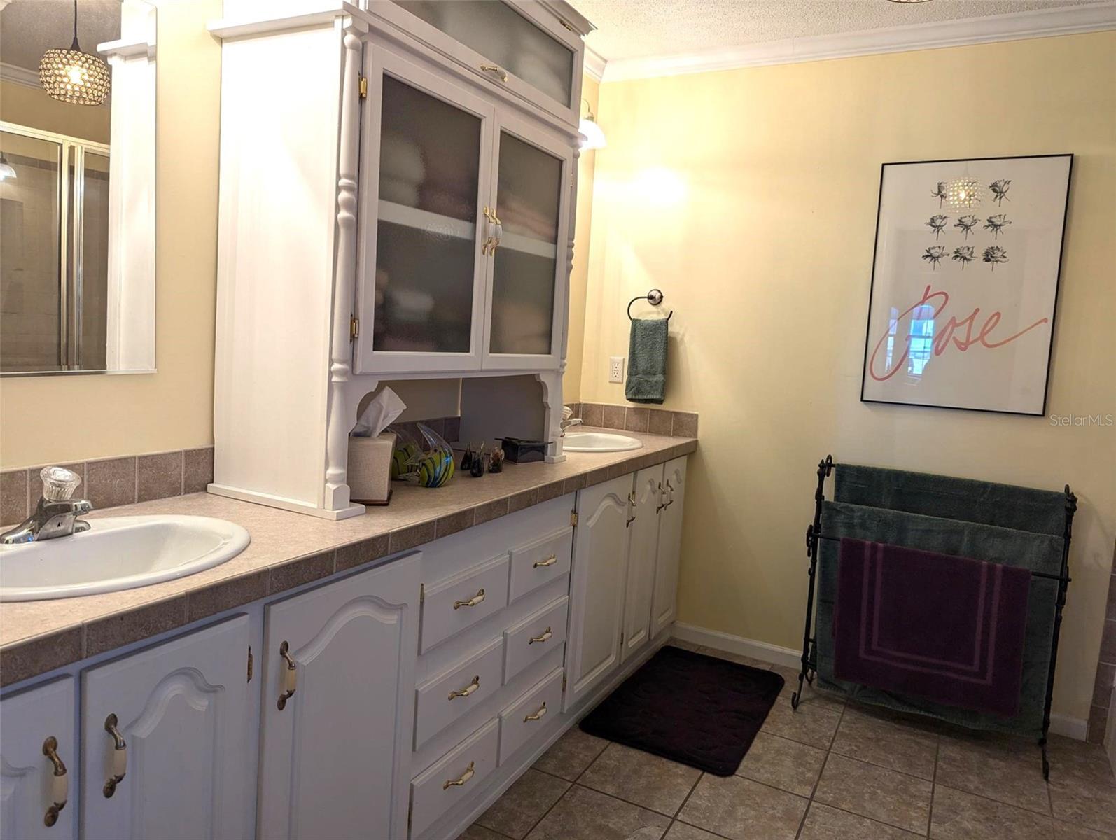 MAPLE LEAF ESTATES - Residential