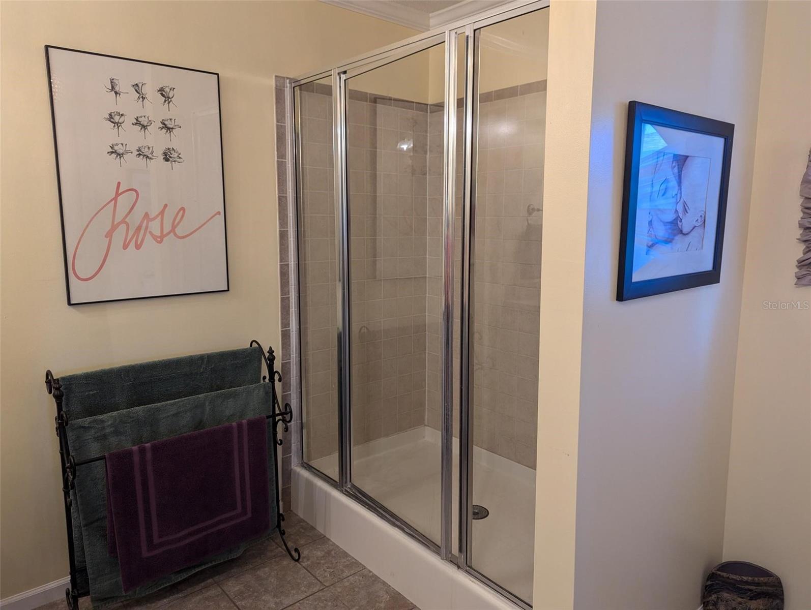 MAPLE LEAF ESTATES - Residential