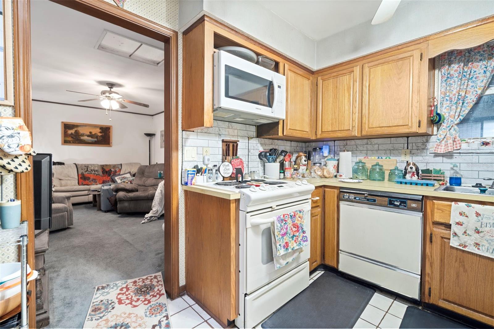 HERITAGE HILLS - Residential