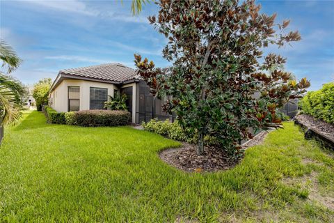 A home in PALMETTO