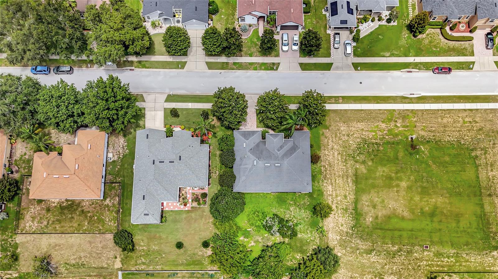 BENT TREE - Residential