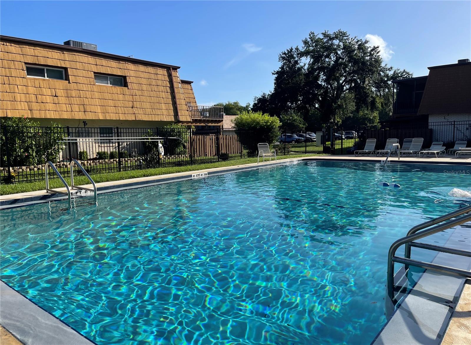 SPRINGWOOD VILLAGE UNIT 01 - Residential