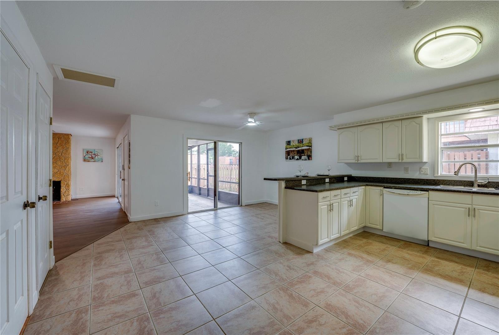 SPRINGWOOD VILLAGE UNIT 01 - Residential