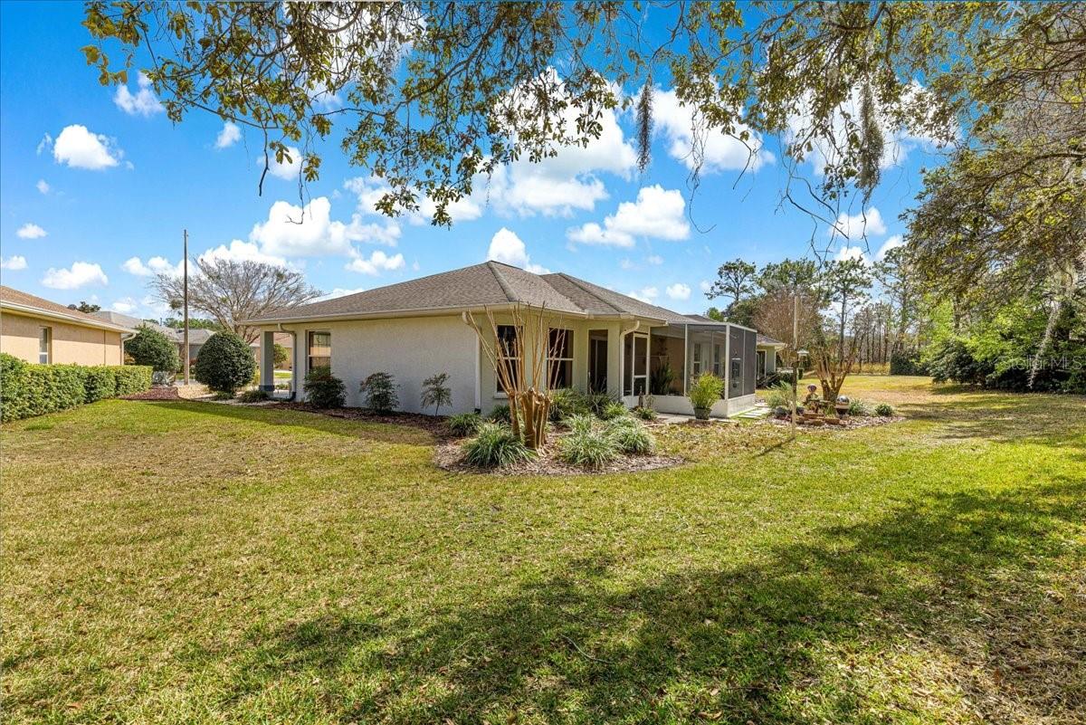 ON TOP OF THE WORLD - AVALON - Residential