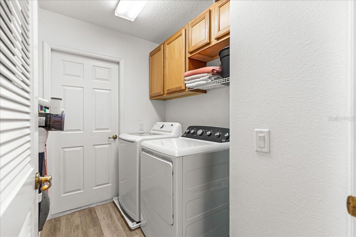 ON TOP OF THE WORLD - AVALON - Residential