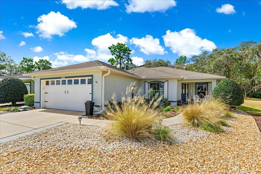 Photo of 9102 SW 102nd Circle, Ocala, FL 34481 (MLS # OM720275)