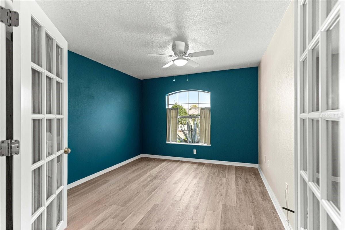 ON TOP OF THE WORLD - AVALON - Residential