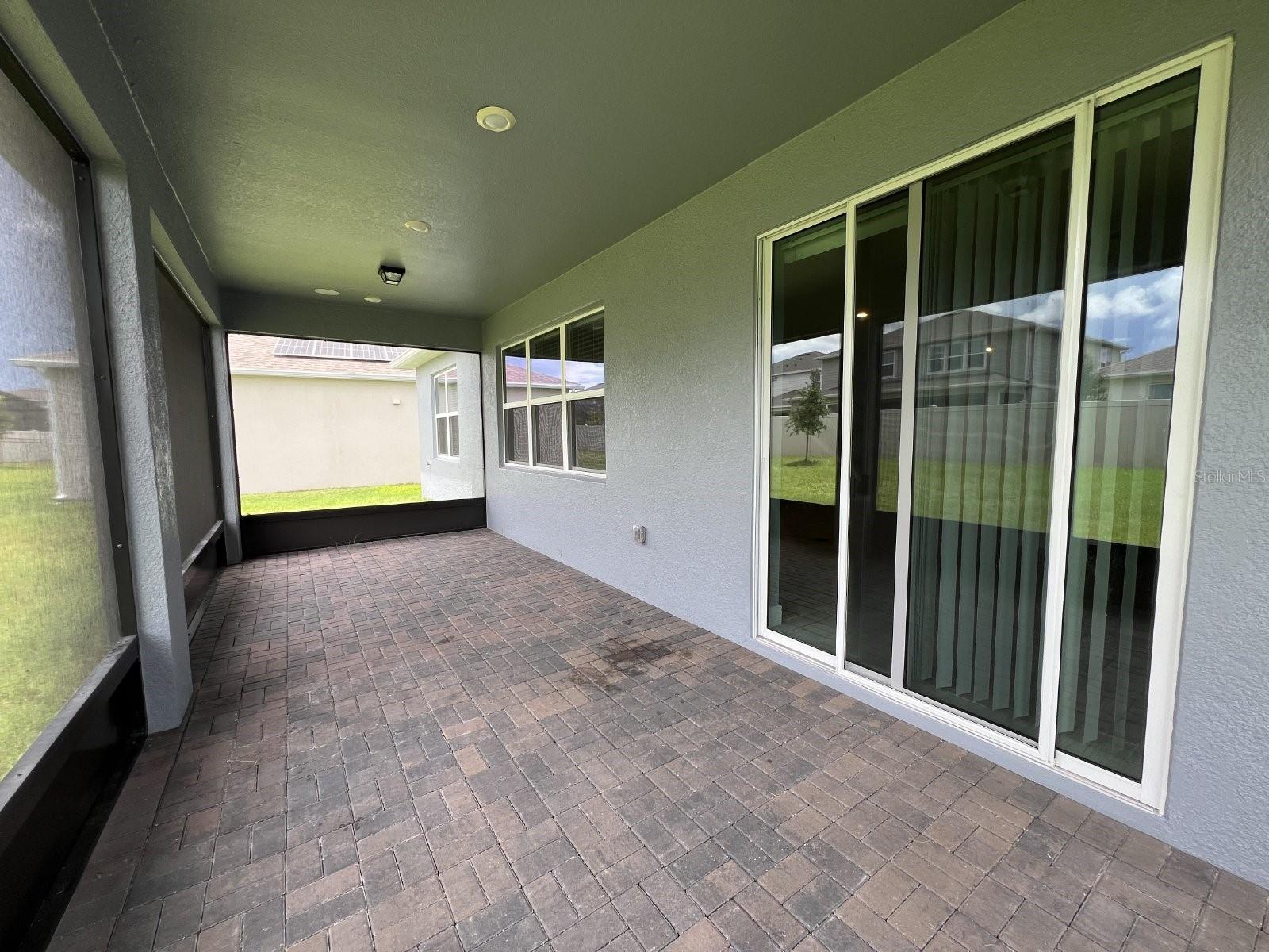 4535 GLIDING WAVE STREET