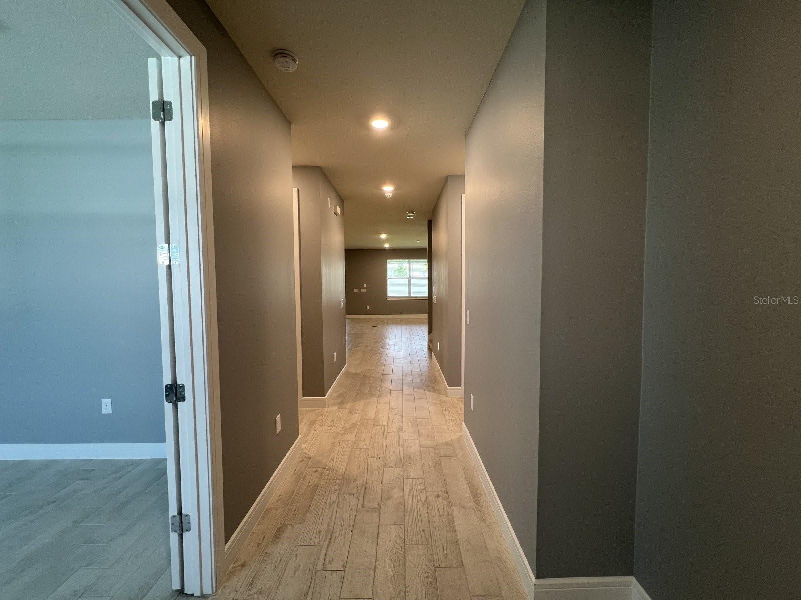 4535 GLIDING WAVE STREET